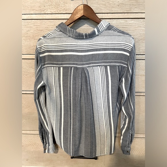 Anthropologie white and blue bottom down blouse - Picture 4 of 5